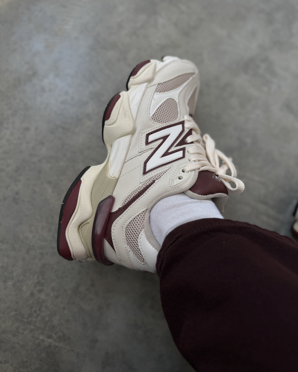 Tênis NB 9060 Off Bordo Casual