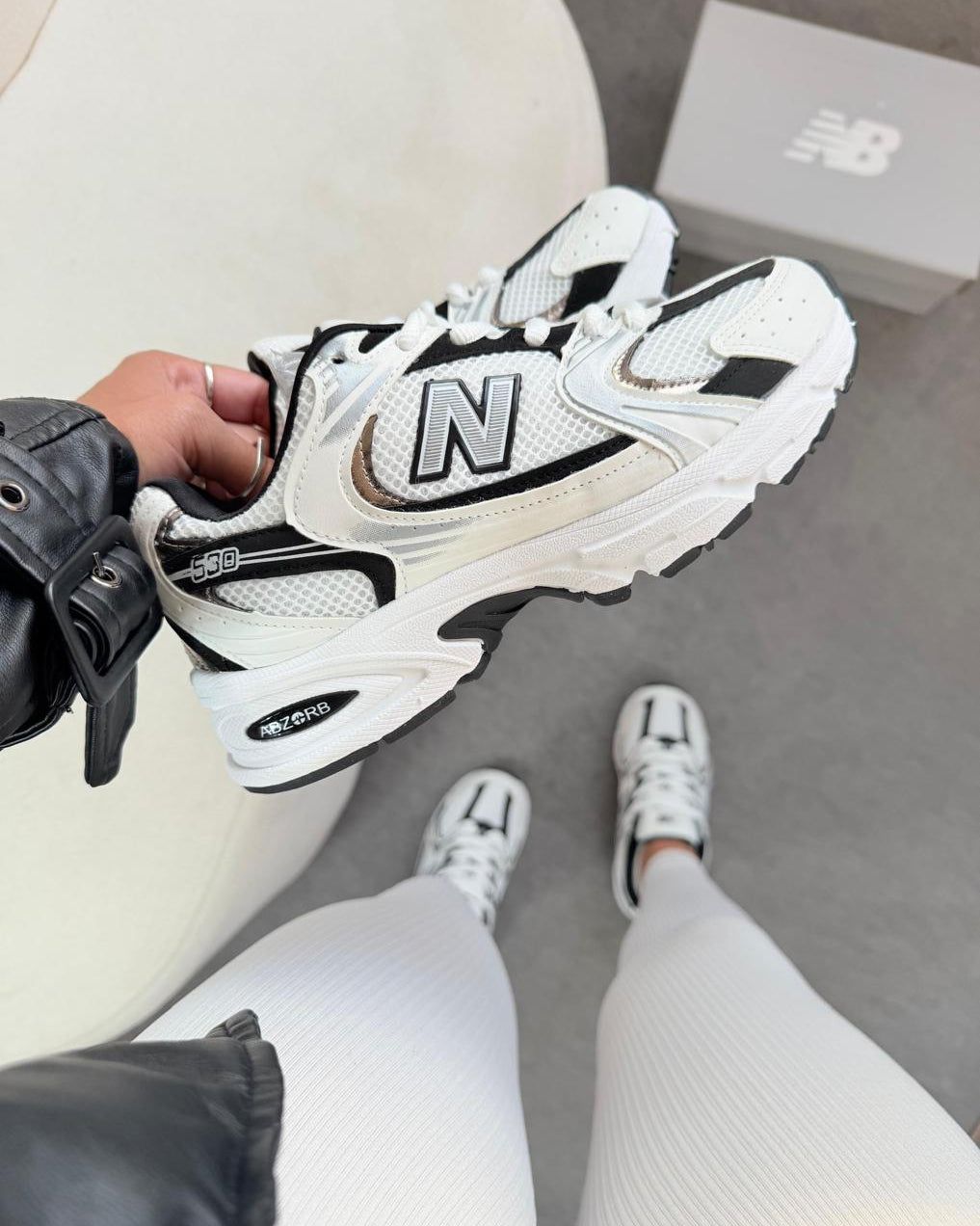 Tênis NB 530 Off White com Preto
