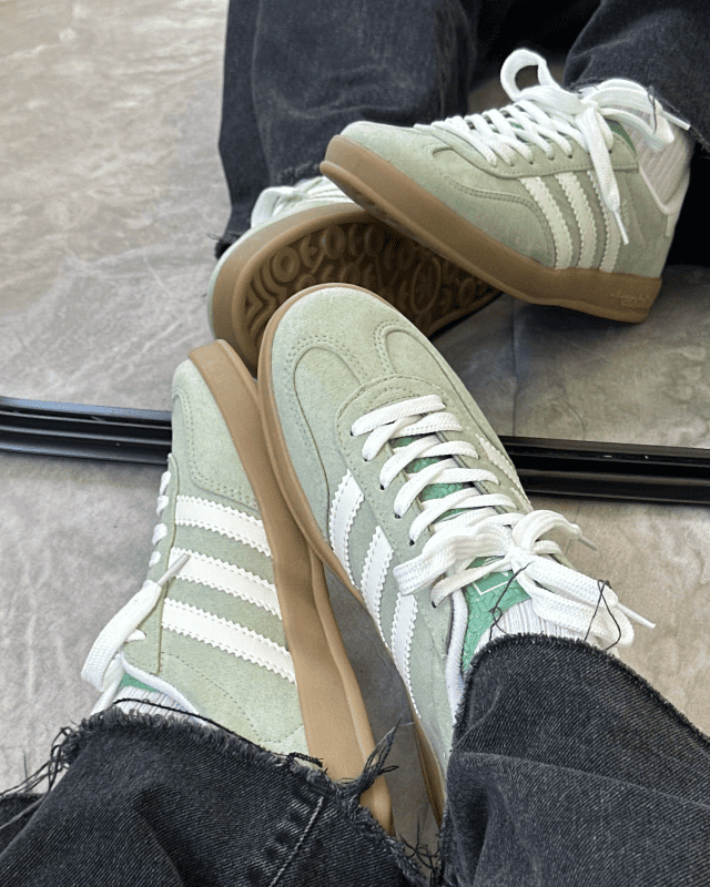Tênis Gazelle Indoor Verde Menta em Camurça Atoalhada