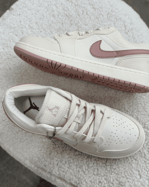 Tênis Jordan Low Off White Rosa Feminino com Cadarço Extra