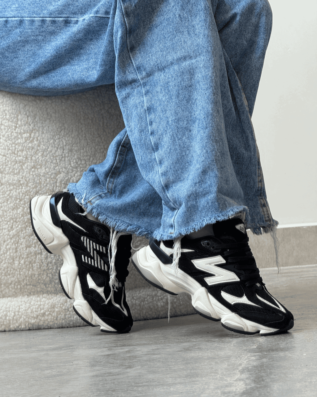 Tênis NB 9060 Black em Couro Legítimo e Camurça