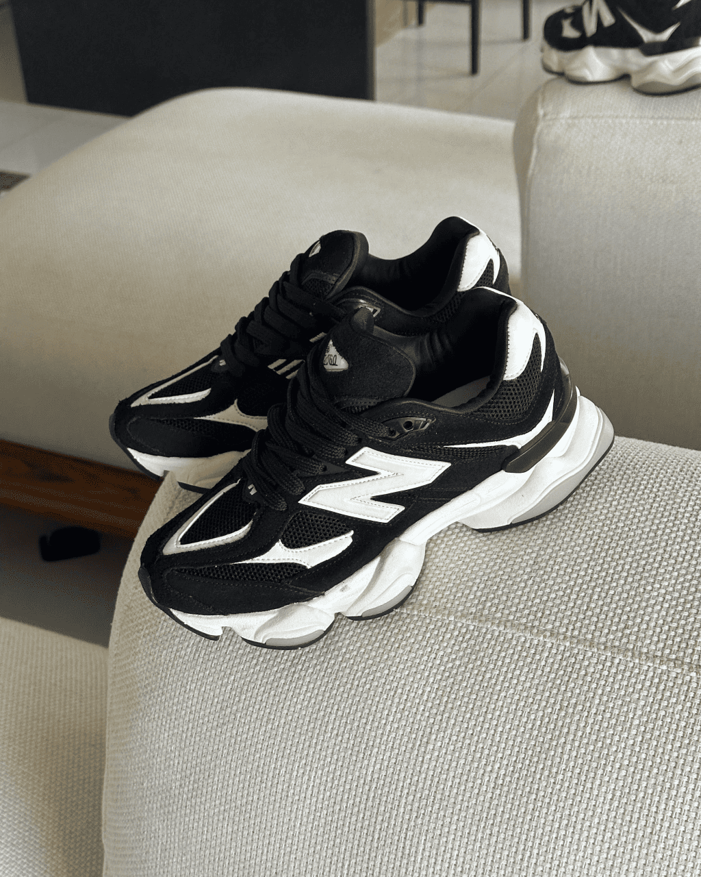 Tênis NB 9060 Black em Couro Legítimo e Camurça