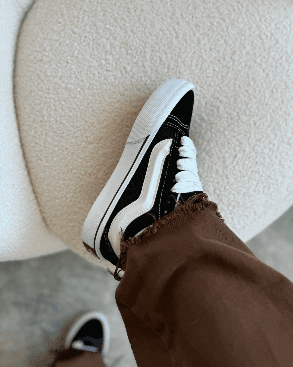 Tênis Vans Preto e Branco Skate Retrô