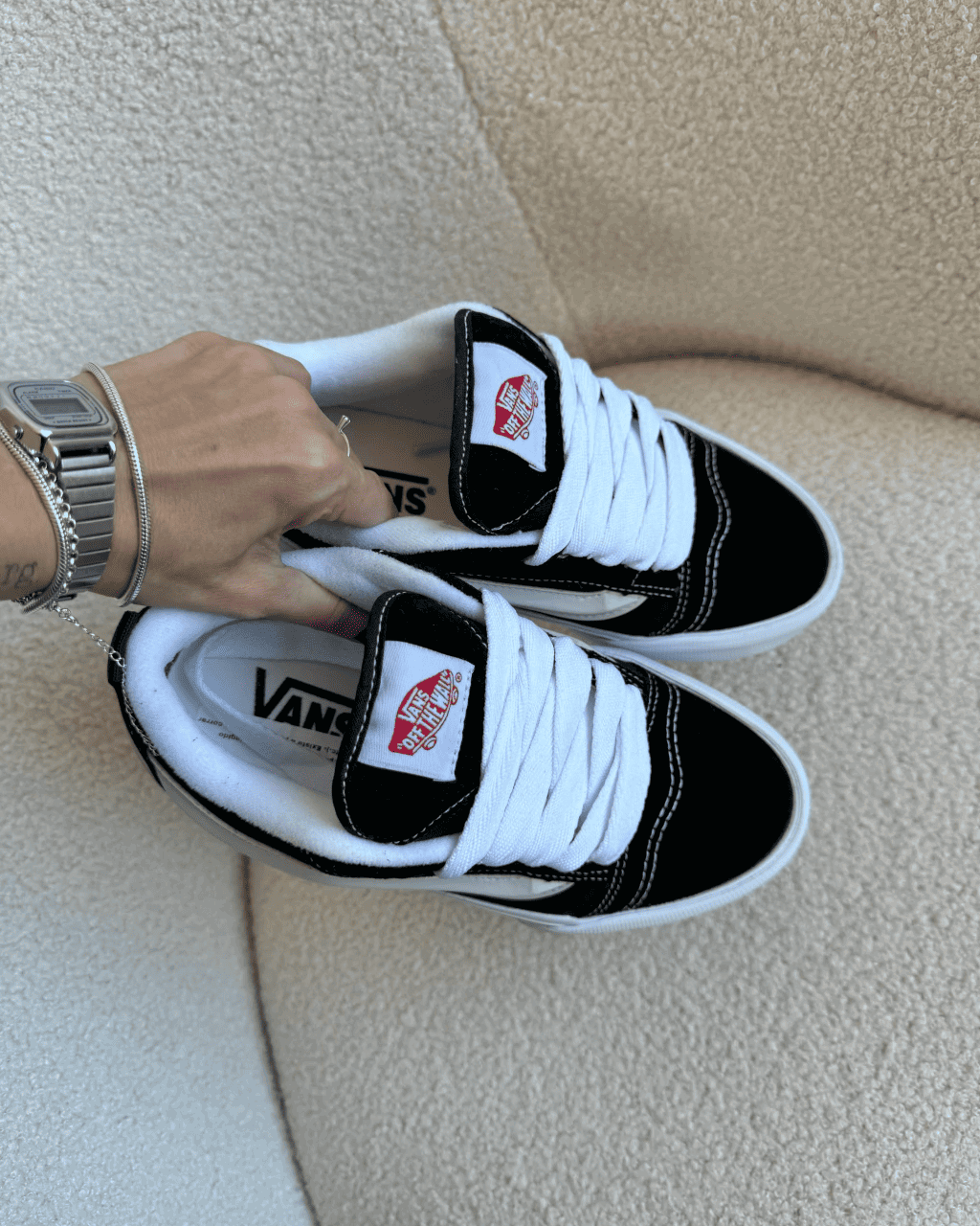 Tênis Vans Preto e Branco Skate Retrô
